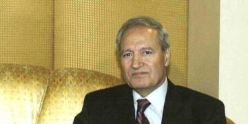 فاروق الشرع يرحب بسقوط نظام بشار الأسد