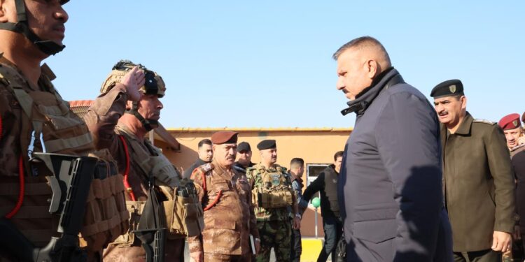وزير الداخلية يتواجد على الشريط الحدودي العراقي السوري لليوم الثاني تواليا