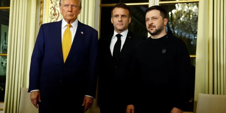 اجتماع ثلاثي لترامب وماكرون وزيلينسكي في باريس