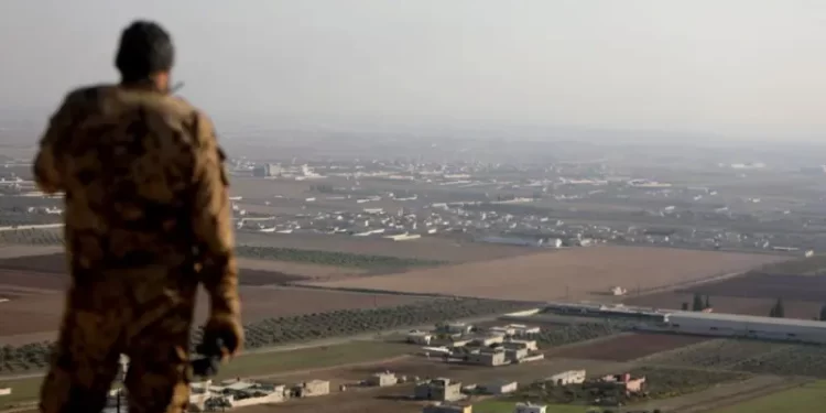 كيف قُسمت محافظة “دير الزور” بين قسد وإدارة العمليات العسكرية؟