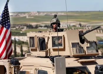 أكبر قافلة للتحالف الدولي تدخل سوريا ,,, آتية من العراق