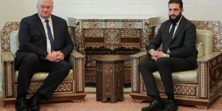 وكالة: الشرع يلتقي وفدا أوكرانيا برئاسة وزير الخارجية