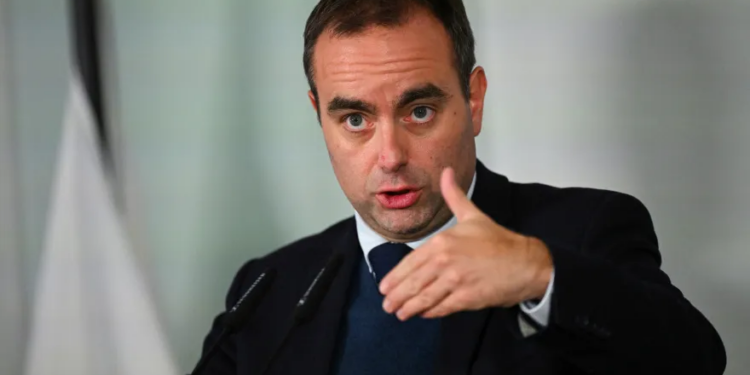 فرنسا: نفذنا ضربات صاروخية على تنظيم الدولة الإسلامية بسوريا هذا الأسبوع