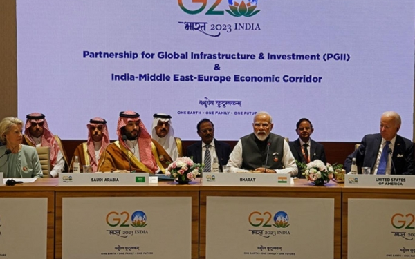 معهد أمريكي يقترح إنشـــــاء “تحالف خماسي” لتأمين الملاحة من هجمات الحوثيين