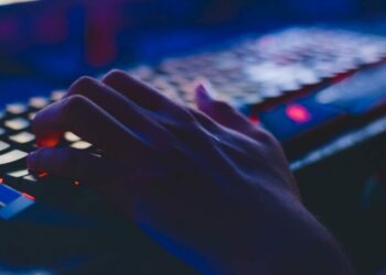 امريكا.. قرصنة بيانات مصرفية لمئات الآلاف في احدى الولايات