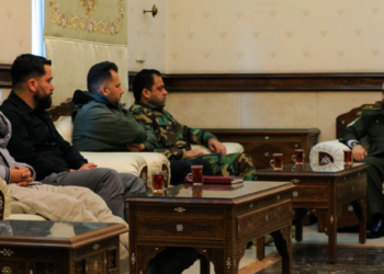 سوريا.. وزارة الدفاع تشرع بحل الفصائل المسلحة