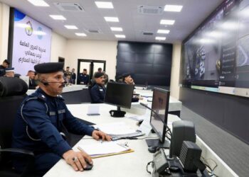 وزير الداخلية يفتتـــح قسم الاستجابة والسيطرة 911 في مديرية المرور العامة