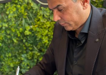 الحد الفاصل بين الشيطنة والأنسنة في مواقع التواصل الاجتماعي ( أبطال مزيفون وضحايا مظلومون )