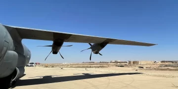 نشاط غير مسبوق بحركة الطائرات العسكرية في عين الأسد