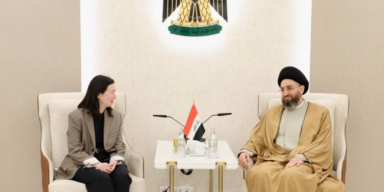 الحكيم يستقبل نائب مساعد وزير الخارجية الامريكي