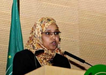 وزيرة الدفاع الإثيوبية تزور الصومال في علامة على انفراجة بين البلدين