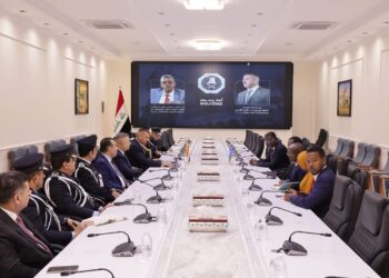 وزير الداخلية يبحث مع نظيره الصومالي تعزيز التعاون والتنسيق المشترك