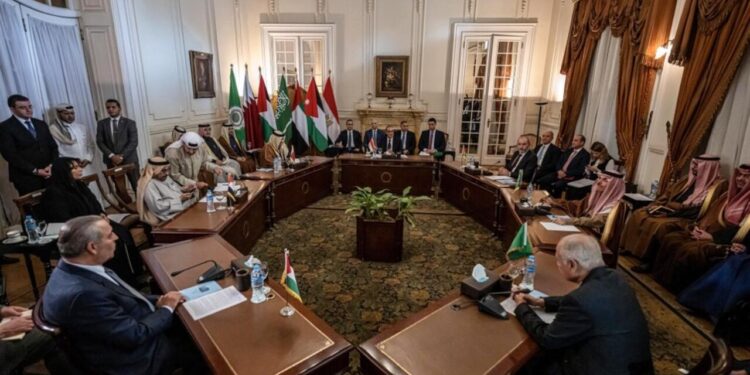 قمة عربية مصغّرة في السعودية الجمعة