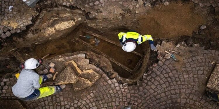 فرنسا.. العثور على توابيت عمرها 1300 عام