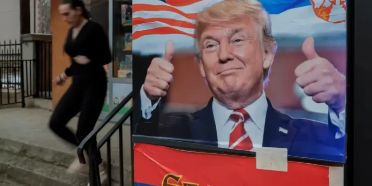 ترامب ســـينقذ العالم من الإسلام المتطرف