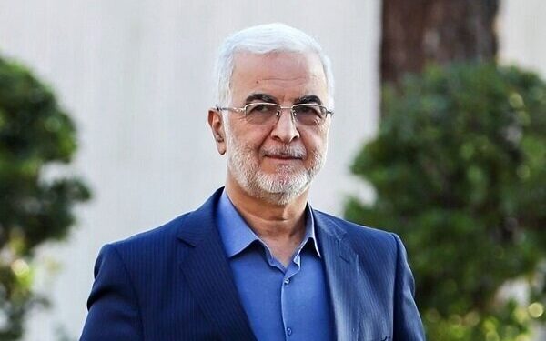 وزير الداخلية الإيراني يصل بغداد في زيارة رسمية