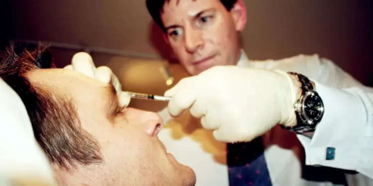 الرجال والتجميل: هل تغيَّر مفهوم الرجولة؟