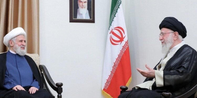ايران.. خامنئي يختار “نعيم قاسم” وكيلاً شرعياً له في لبنان