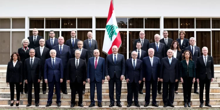 الحكومة اللبنانية تُســـقط بند “المقاومة” من بيانها الوزاري