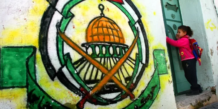 حماس تبدي استعدادها للمحادثات بعد الإفراج عن معتقلين فلسطينيين