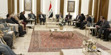 الكلابي يستقبل وفداً من الحكومة المحلية في واسط لبحث التحديات المستقبلية