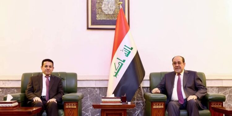الاعرجي يلتقي المالكي