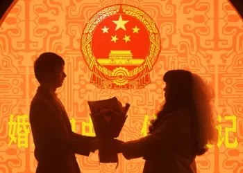 الصينيون يهجرون الزواج
