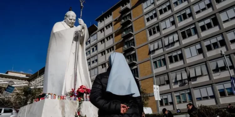 الفاتيكان الثالث “مستشفى البابا” المسؤول عن علاج الحبر الأعظم