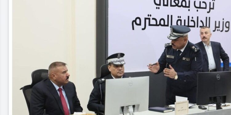 وزير الداخلية يؤكد على ضرورة تكثيف الجهود لإيجاد حلول مناسبة لــ”فك الزخم المروري