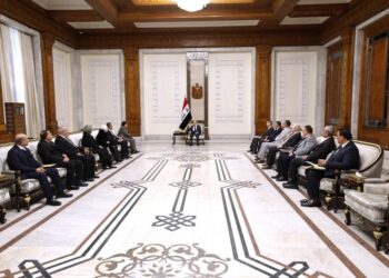 رئيس الجمهورية يدعو إلى استقطاب الكفاءات الوطنية والاستفادة من خبراتها