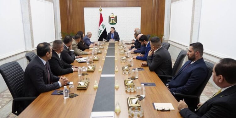 السوداني يبحث مع شركات النفط معوقات الاستثمار