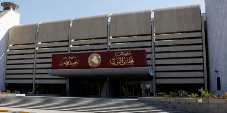 البرلمان يلغي جلسة اليوم بعد اجتماع مع العامري