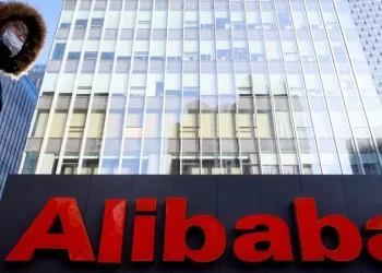 مجموعة “علي بابا” تطلق نموذج ذكاء اصطناعي يمكنه معالجة الفيديو والصوت على الهاتف