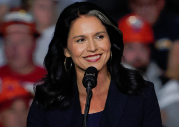 تولسي غابارد ومواقفها “الملغمة” في الاستخبارات الأميركية