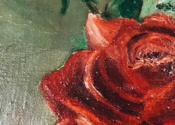 أسرار الوردة المسحورة كما تتجلى في الفن والأدب