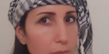 ناشطة علوية تكشف تفاصيل “اتصال مع الشرع”