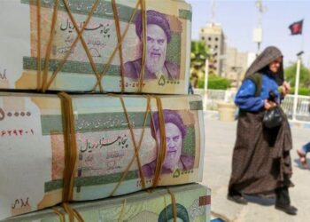 انهيار جديد للتومان الإيراني