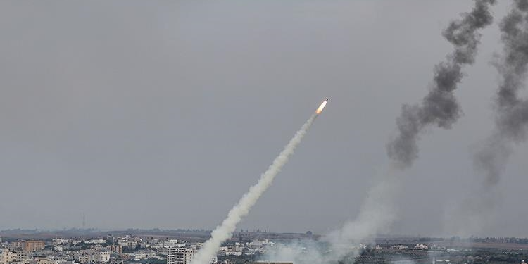 اسرائيل تعلن عن اعتراض 3 صواريخ أطلقت من لبنان