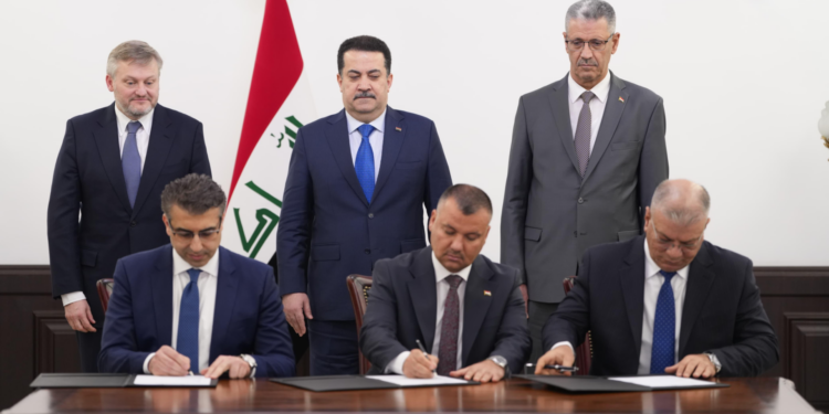 العراق يوقع عقدا مع شركة (BP) لتطوير وإنتاج حقول كركوك النفطية