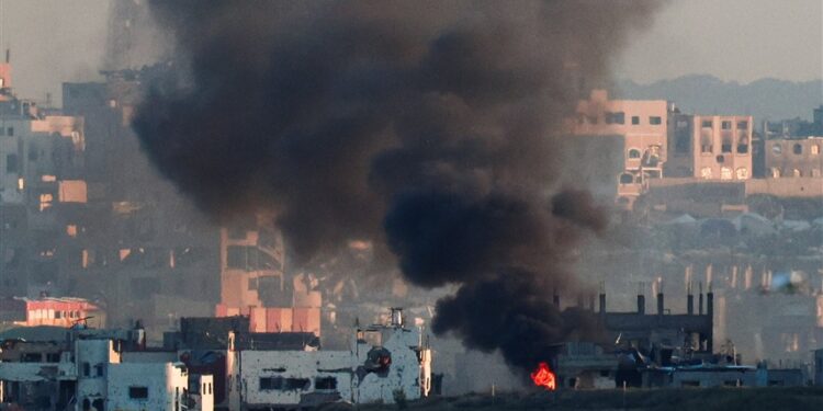 نتانياهو يهدد بالســـــيطرة على مناطق جديدة في غزة