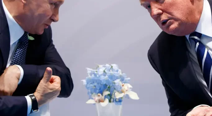 الكشف عن هدية بوتين لترامب