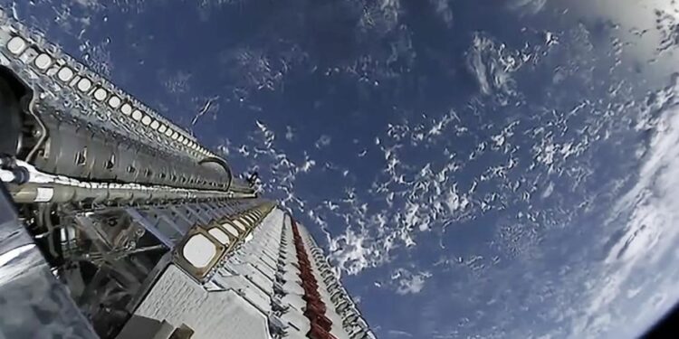 إنترنت الفضاء يلــهب جبهة “واشنطن ـ بكين”