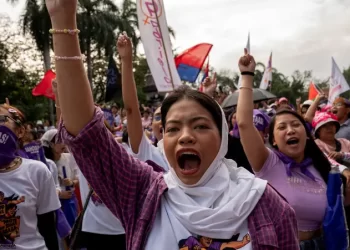 العالم يحتفــــل بيوم المرأة العالمي وسط أزمات جديدة وتآكل للحقوق