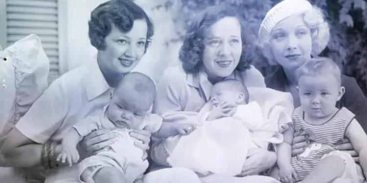 لماذا يحتفل العالم بعيد الأم في تواريخ مختلفة؟