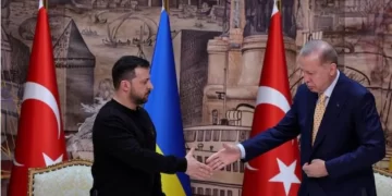 تركيا ستعرض مجدداً استضافة محادثات سلام بين أوكرانيا وروسيا