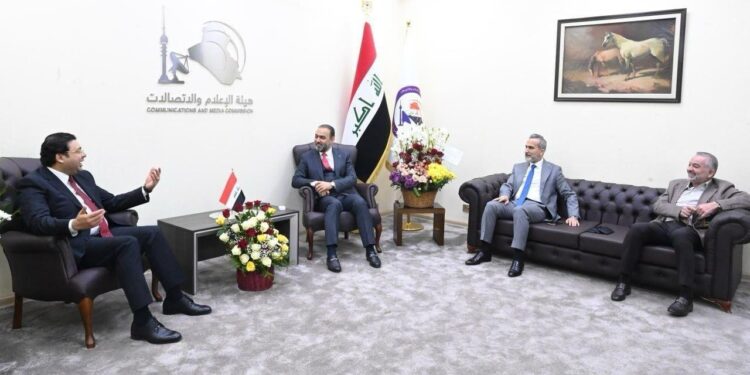 رئيس هيئة الإعلام و الاتصالات  يستقبل النائب أكرم العساف عضو لجنة النقل والاتصالات النيابية