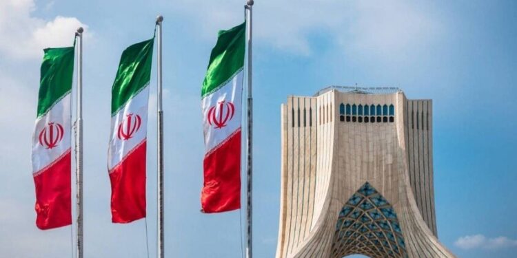 ايران.. الخارجية تستدعي السفير الألماني والقائم بالأعمال البريطاني احتجاجاً على نهج بلديهما