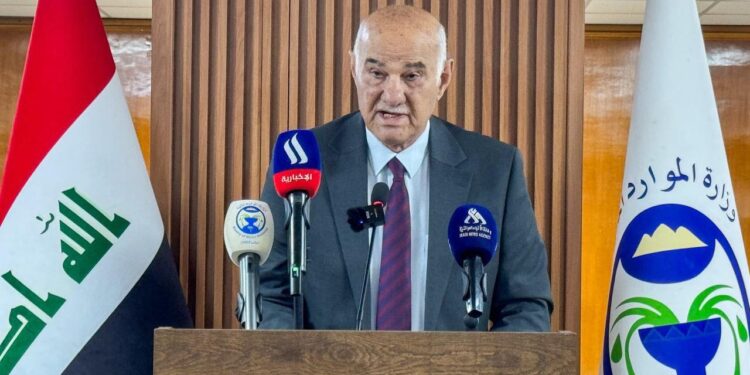 وزير الموارد المائية.. دول المنبع قامت باستثمارات كبيرة شملت السدود التخزينية دون التنسيق معنا