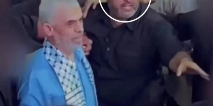 اسرائيل تعلن اغتيال محمد العمور مرافق السنوار