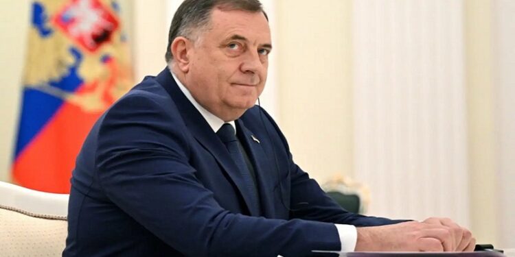 إصدار مذكرة توقيف دولية بحق الزعيم الصربي ميلوراد دوديك